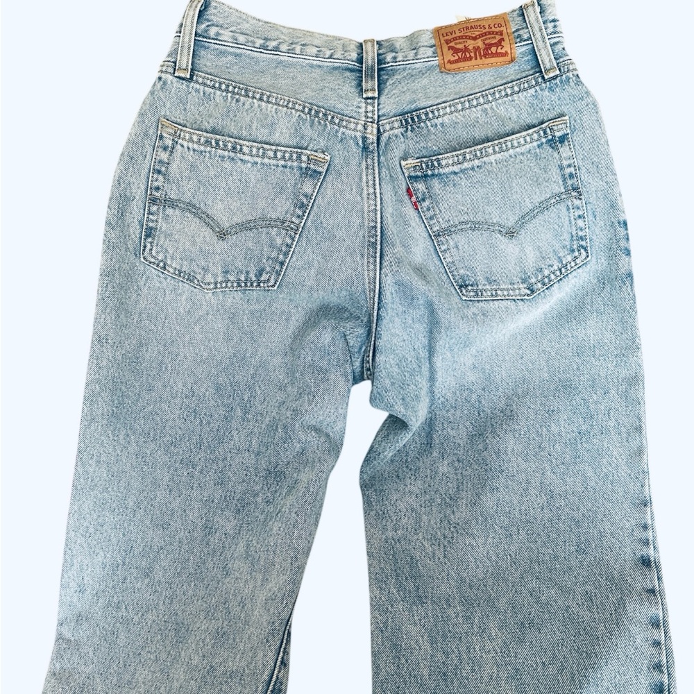 Levis 94 Baggy Women's Jeans Size 26 Light Wash Denim High Rise Relaxed Fit - Picture 5 of 7